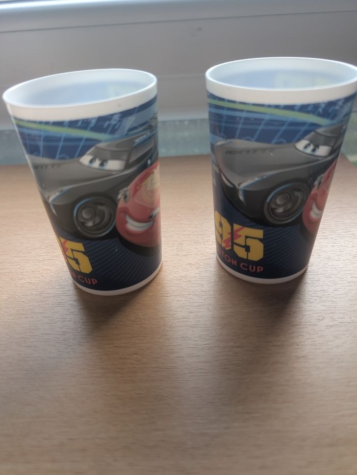 Lot de 2 Gobelets Réversibles Disney Pixar Cars - photo numéro 3