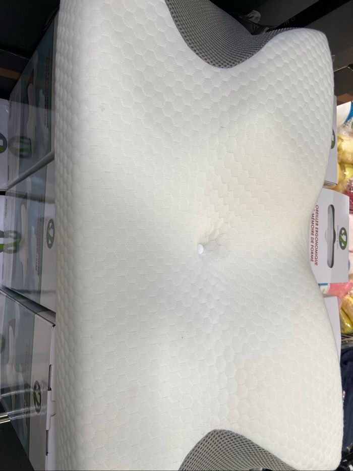 Oreiller ergonomique neuf - photo numéro 2