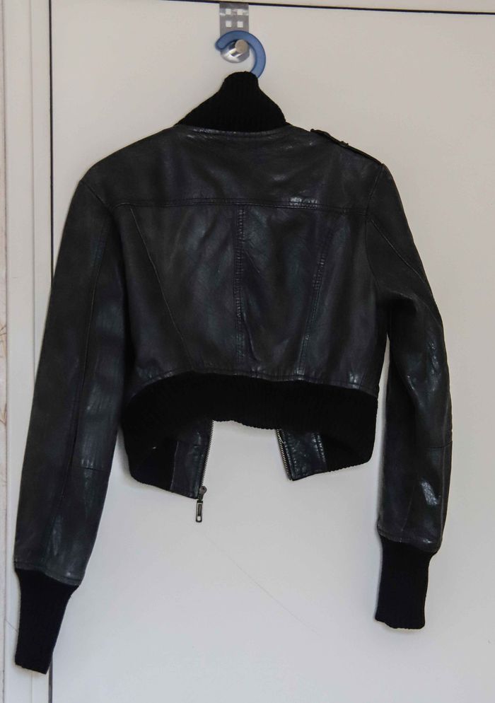 Veste en similicuir/courte Bershka - photo numéro 3