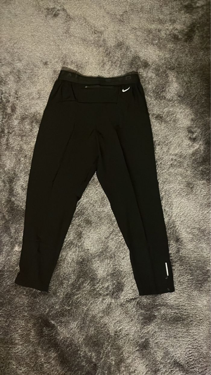 Jogging nike trail noir neuf taille M (taille petit) - photo numéro 3