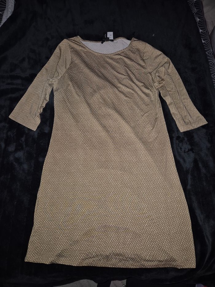 Robe moutarde  à pois - photo numéro 8