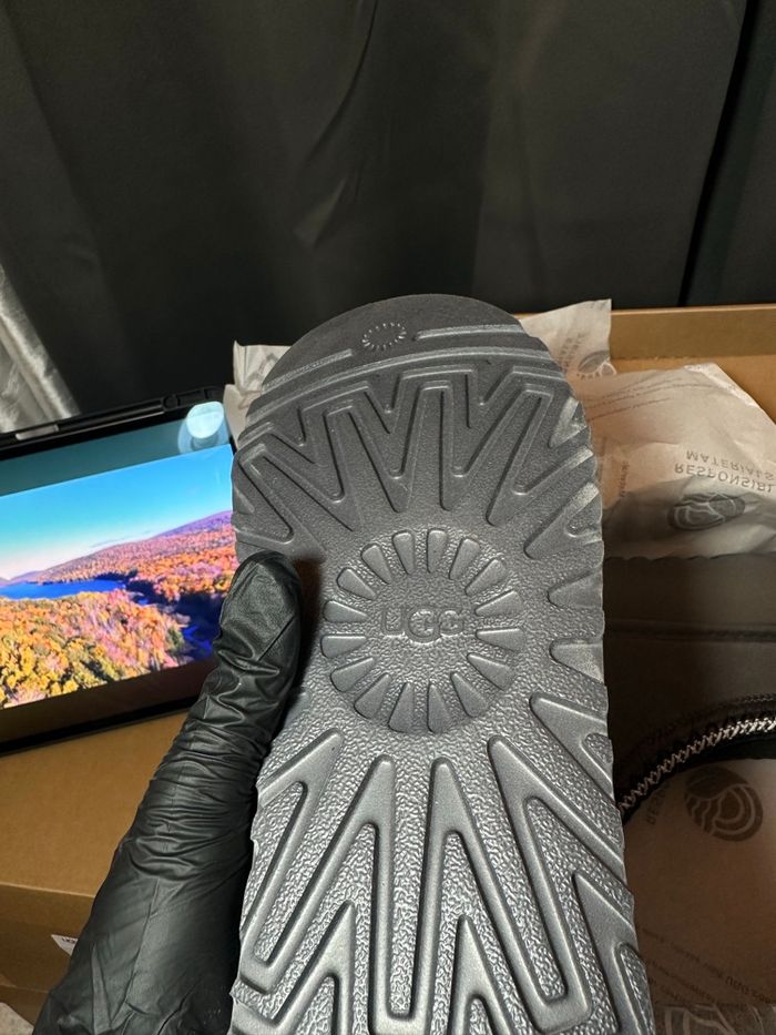 UGG tazz II Sabot - Couleurs grise - photo numéro 5