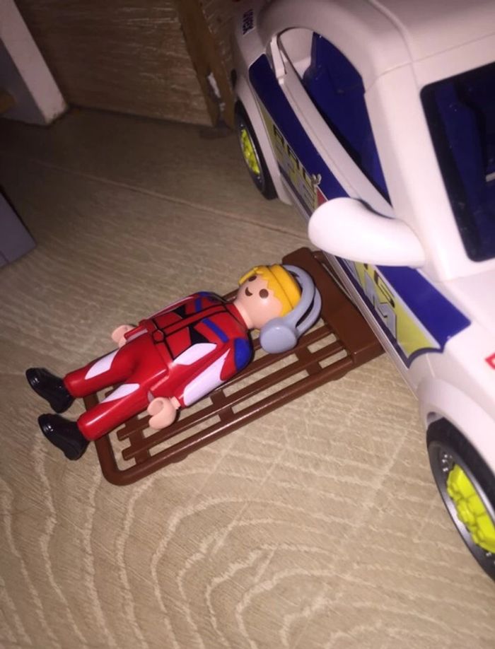 Voiture tunning 🚙 avec effets lumineux playmobil 4365 140euros - photo numéro 6