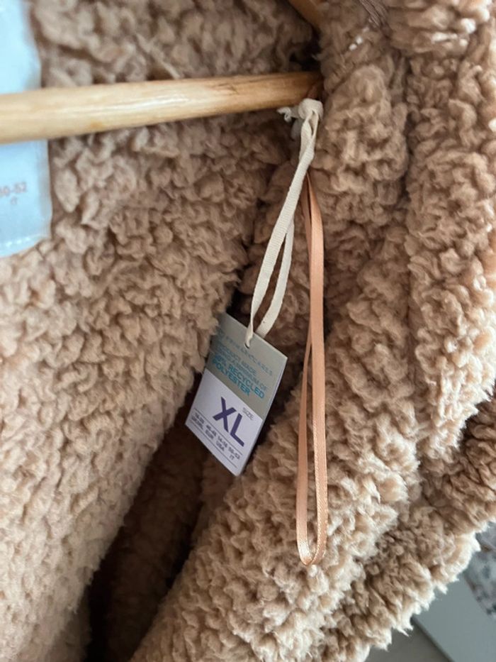 Veste d’intérieure fourrure marron primark XL neuve - photo numéro 4