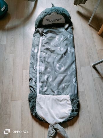 Sac de couchage requin