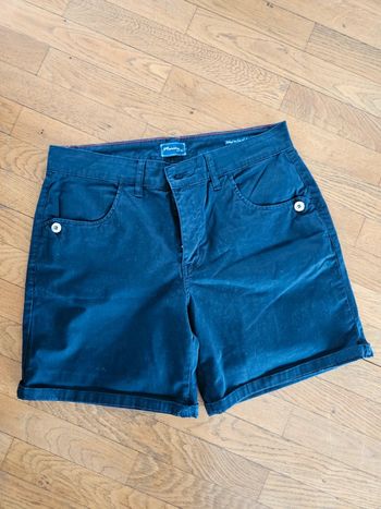 Short femme 
Neuf