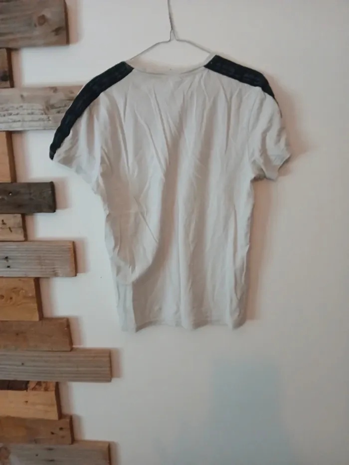 Tee-shirt - photo numéro 2