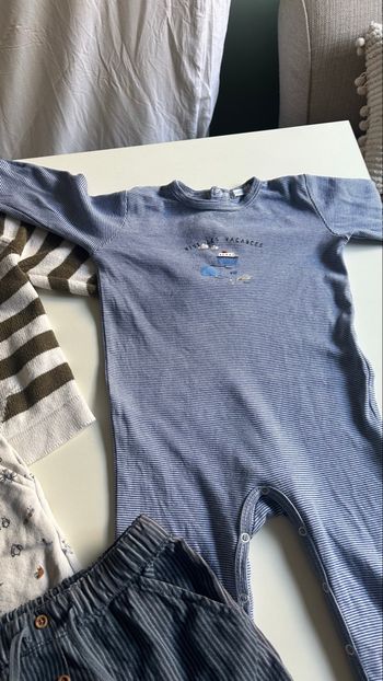 Lot vêtement bébé 
