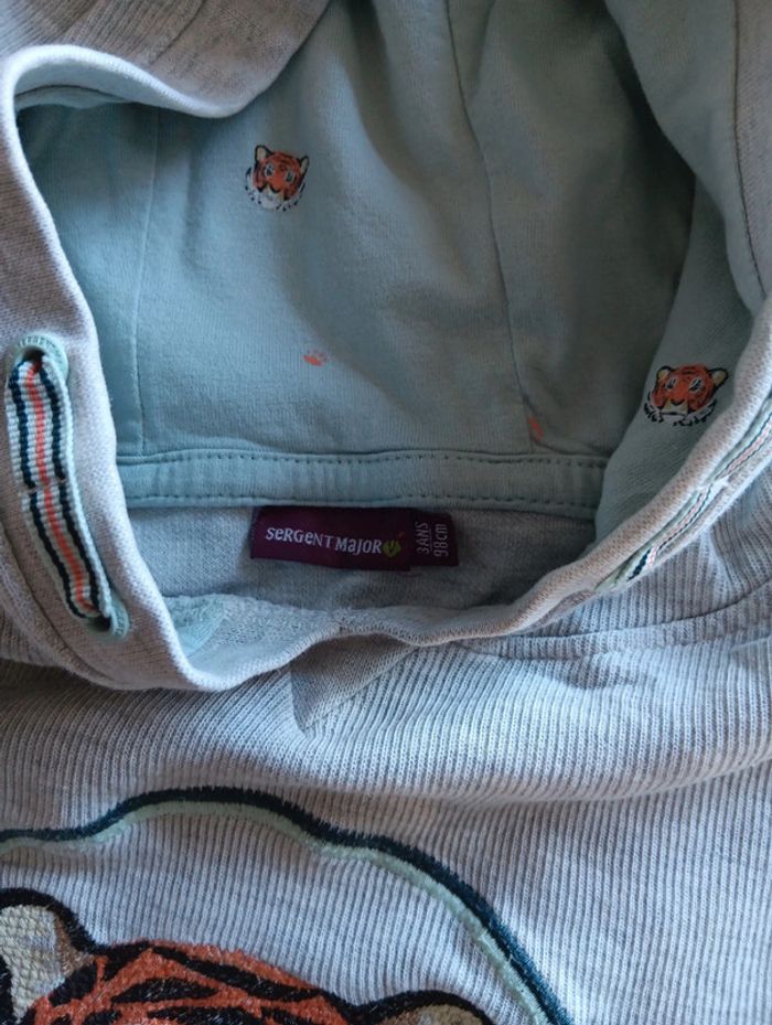 Pull à capuche - photo numéro 3