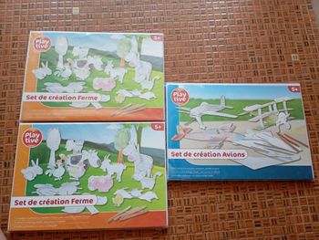 Lot de set de création animaux de la ferme et avions carton neuf