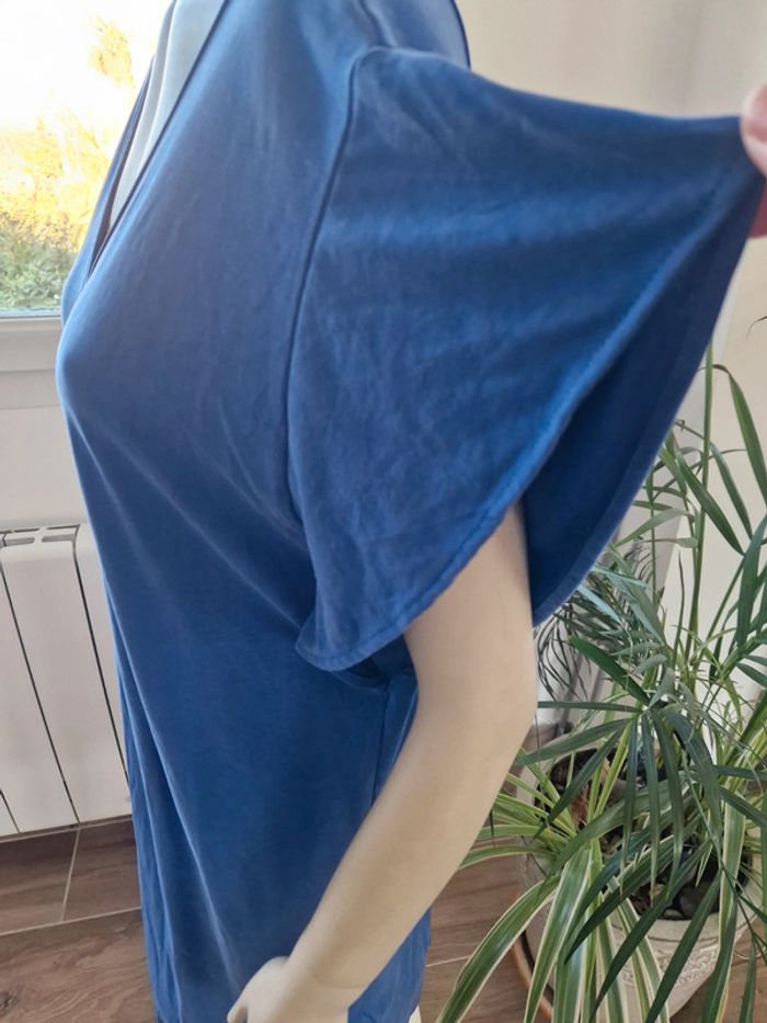 Robe 👗 décolleté - photo numéro 3