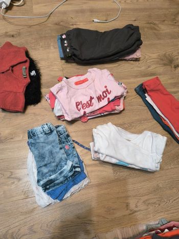 Lot vêtements 6 mois