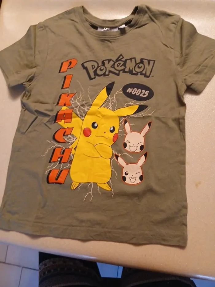 Lot 6 tee-shirts - photo numéro 2