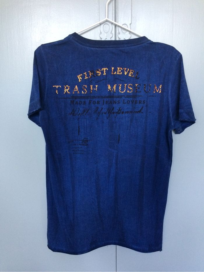 T-shirt bleu - photo numéro 2