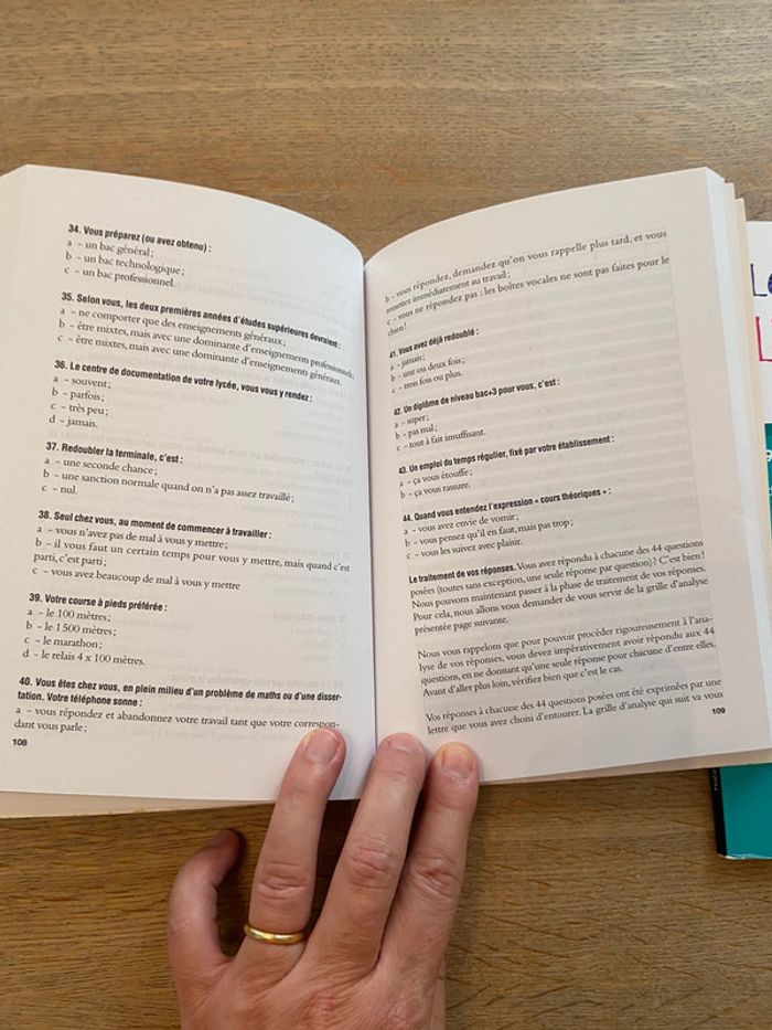 Lot de deux guides de l’orientation pour lycéens, L’Etudiant et Hatier - photo numéro 10