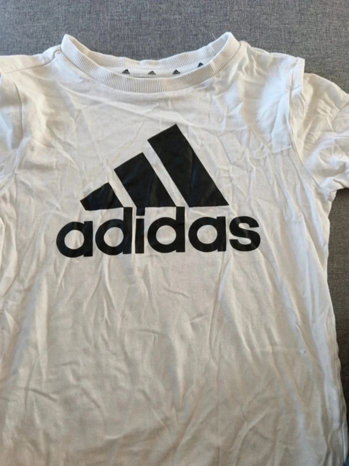 C53 t-shirt blanc Adidas 8-9 ans - photo numéro 3