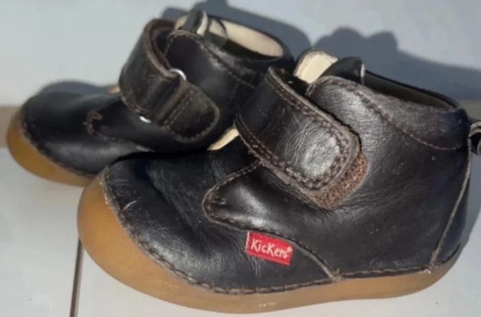 Kickers bébé en cuir – Taille 20 Adorables Kickers marron - photo numéro 2