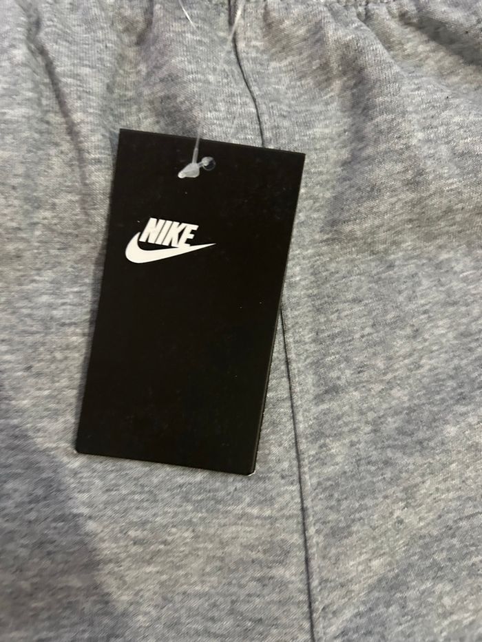 Jogging Nike - photo numéro 4