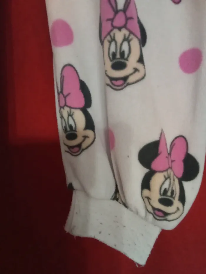 (121)pyjama Minnie 2/3 ans - photo numéro 3