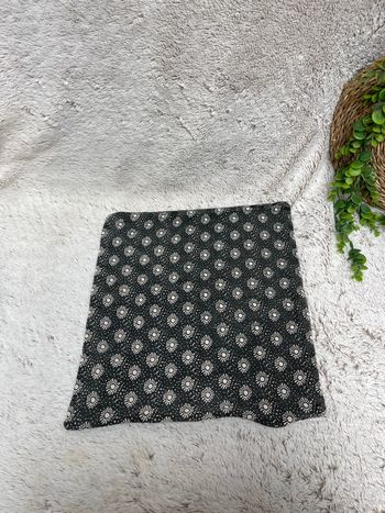 Housse de coussin noir motif beige - Maison du monde 