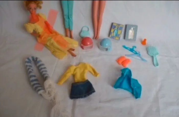 Lot barbie - photo numéro 3