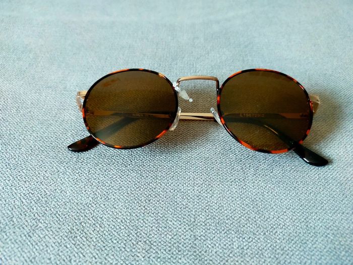 Lunettes de soleil rondes - Tendance vintage - photo numéro 5