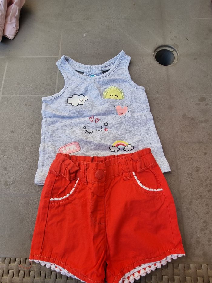 Short et debardeur fille 3 mois