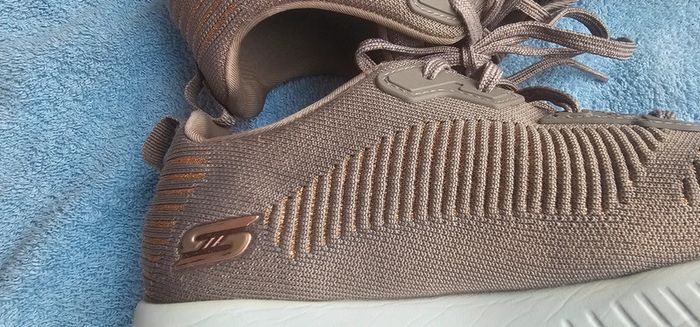 Basket Skechers mémoire de forme pointure 40 - photo numéro 6