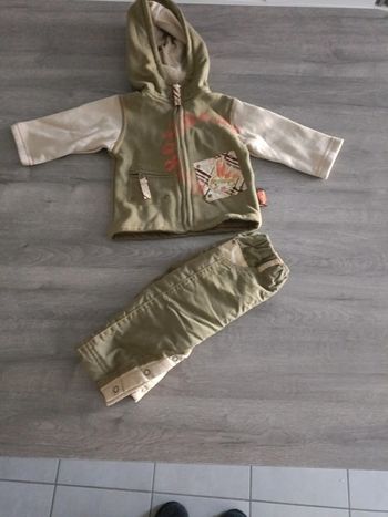 Ensemble vert veste à capuche et pantalon vert  Geroni Môme 6 mois