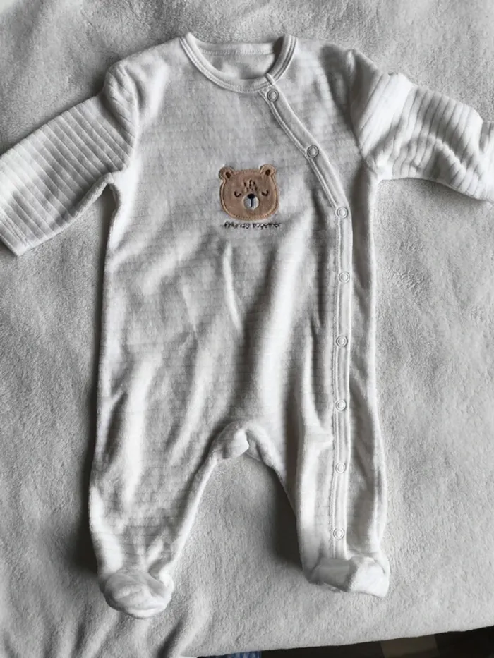 Pyjama 1 pièce 3 mois - photo numéro 2