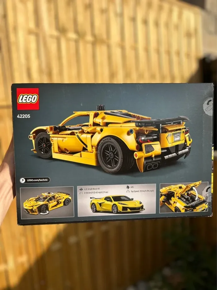 Lego Technic Chevrolet Corvette 42205 neuf - photo numéro 2