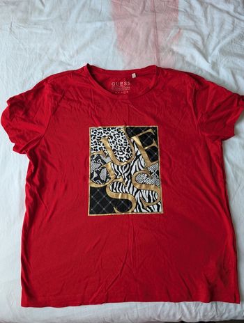 Tee-shirt Guess rouge L