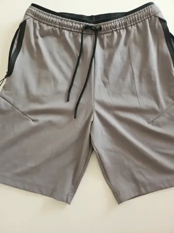 Bermuda jogger interlock Pull & bear