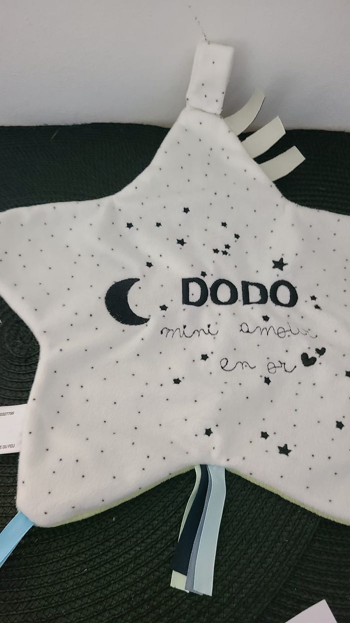 Doudou CAD Distri Center plat étoile Dodo mini amour en or - photo numéro 3