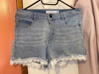 Short bleu à dentelle Amisu 🩳