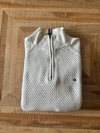 Pull Tommy H beige