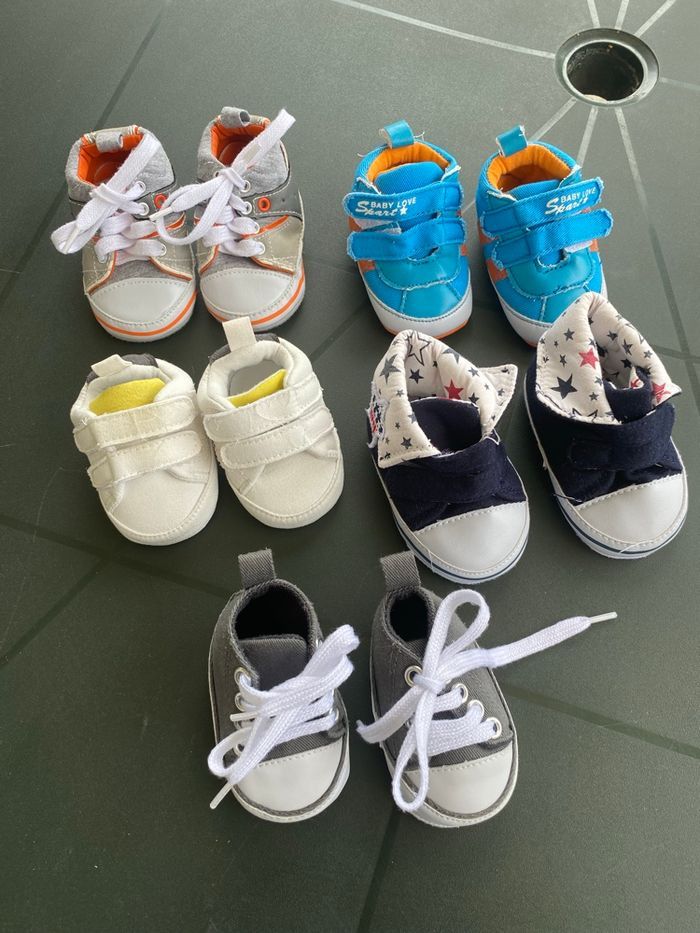 Lot de 5 paires de chaussures bébé 0 à 3 mois