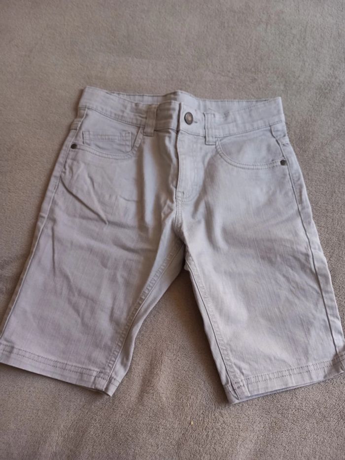 Bermuda en Jean Taille 12 ans