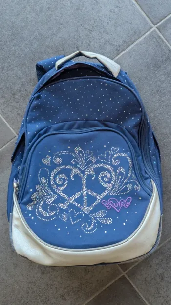 Cartable fille primaire très bon état