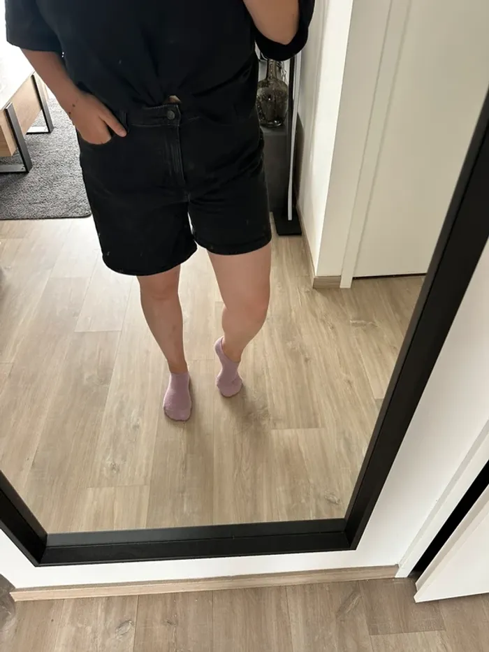 Short noir - photo numéro 3