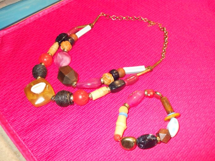 Ensemble collier et bracelet coloré neuf - photo numéro 2