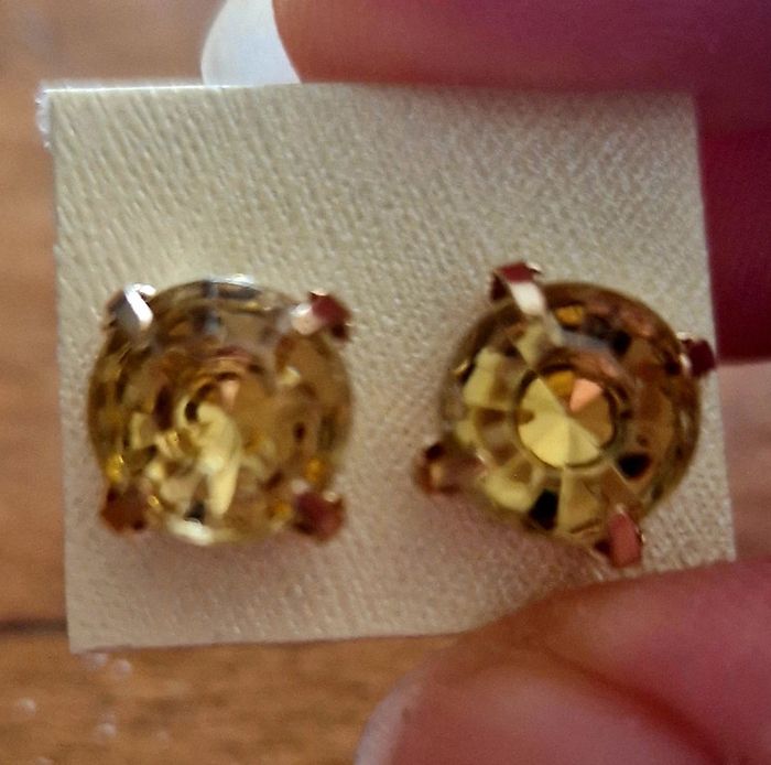 Clous d oreilles strass jaune - photo numéro 2