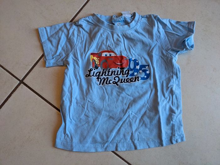 Pull sweat à capuche + t-shirt garçon 18 mois - photo numéro 2