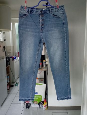 Jean slim taille 44 marque Kiabi