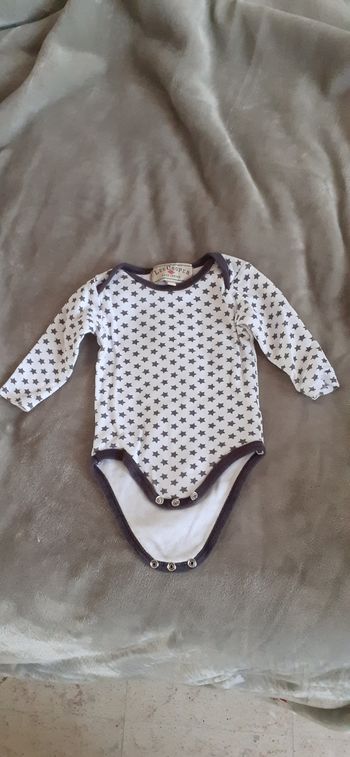 Bodie bébé garçon 6 mois