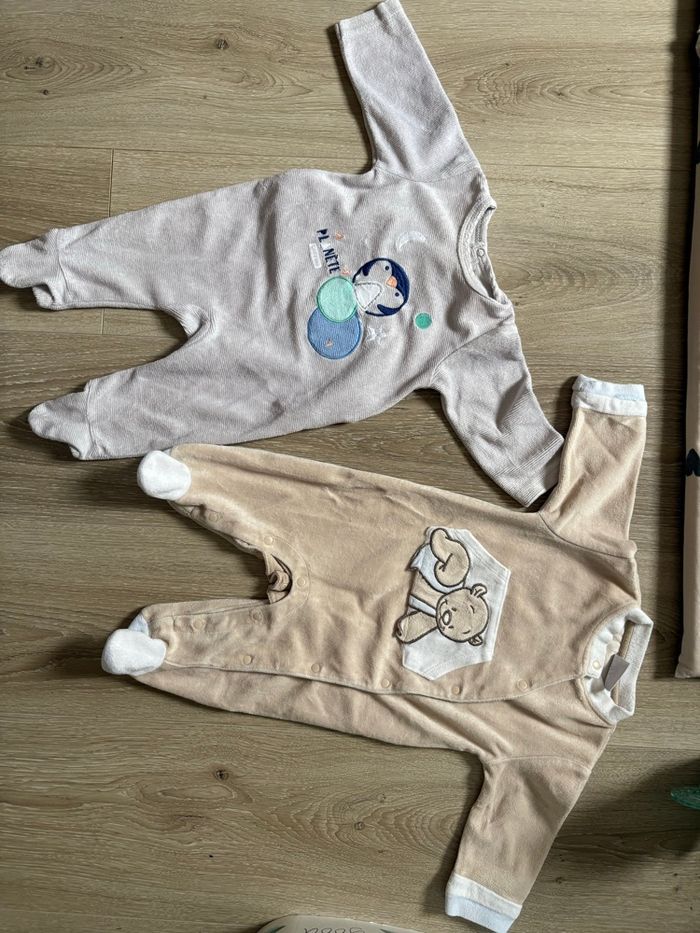 Lot pyjama 3 mois - photo numéro 3