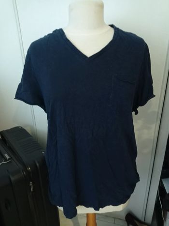 T-shirt bleu