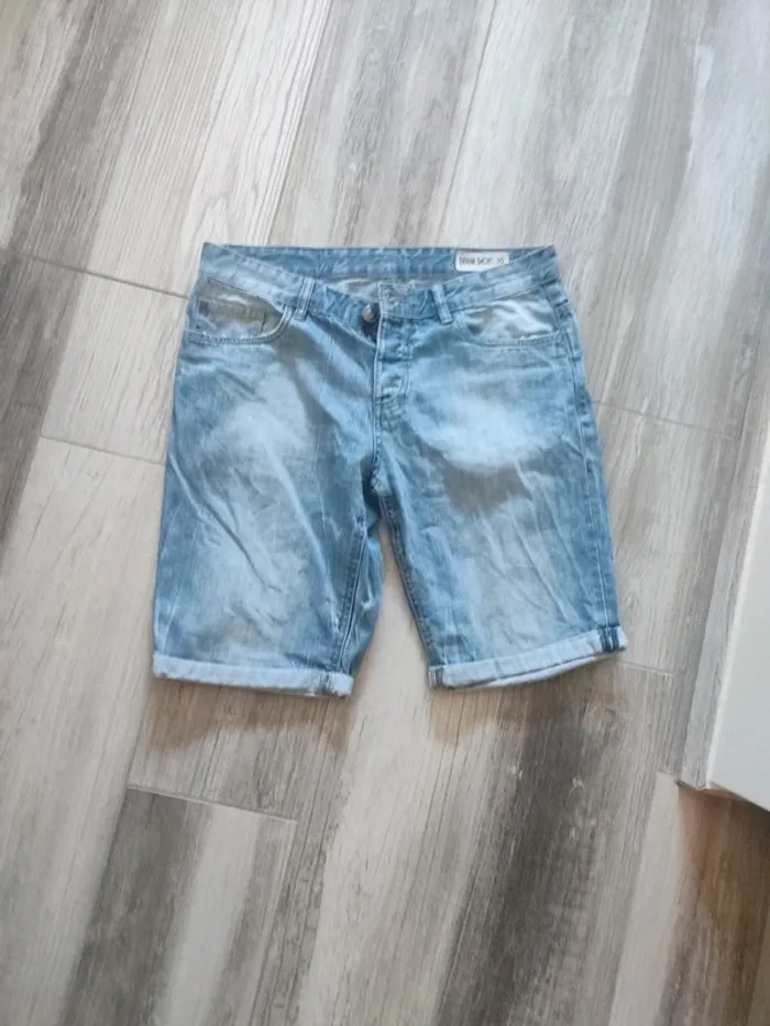 Short jean