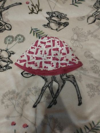 Bob fille réversible ''queschua'' rose et blanc