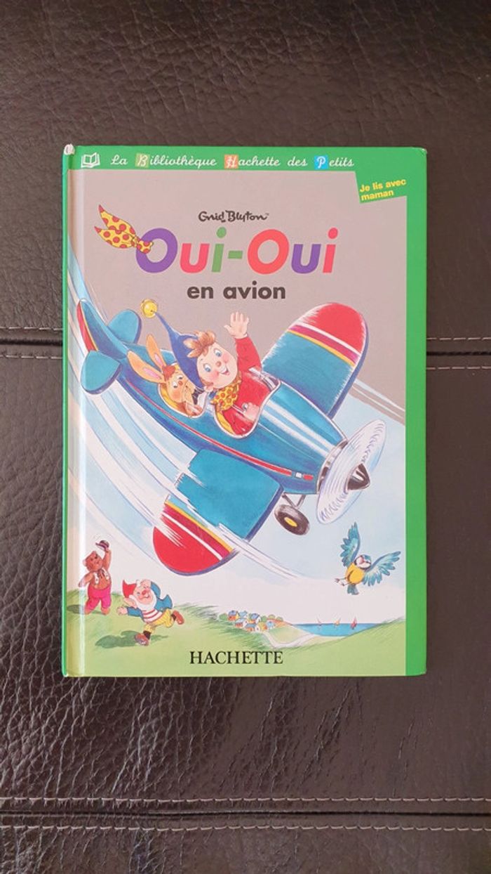 Lot livre Oui-Oui collection "je lis avec maman" - photo numéro 2